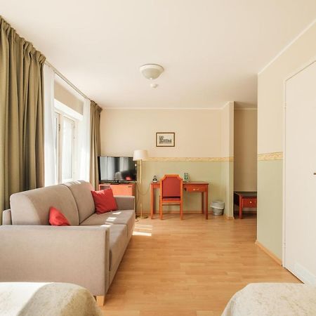 Wasa Hotel & Health Center ปาร์นู ภายนอก รูปภาพ